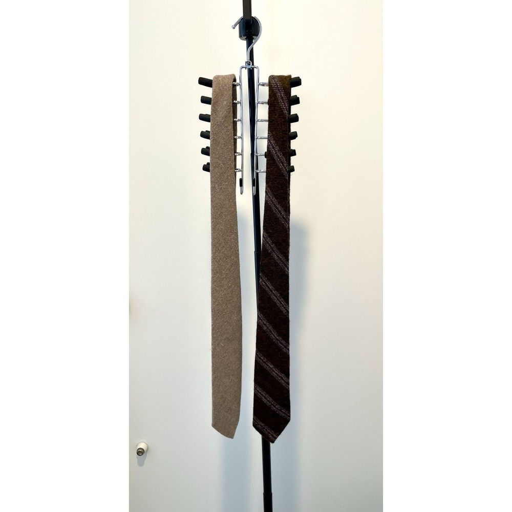 Vintage Men's Wool Blend Tie Lot (2) Ties with Non-Slip Chrome Tie Hanger Rack - Picture 7 of 8